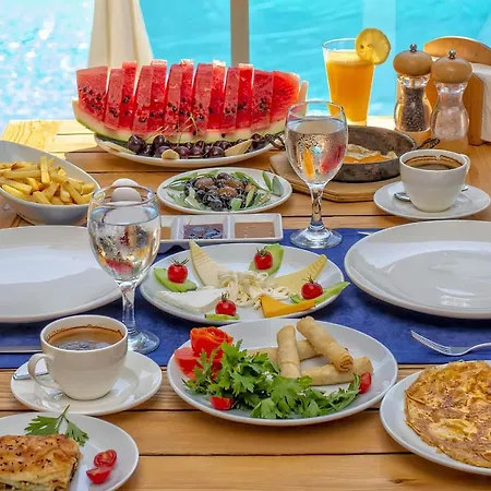 Hotel Oezguerhan Side